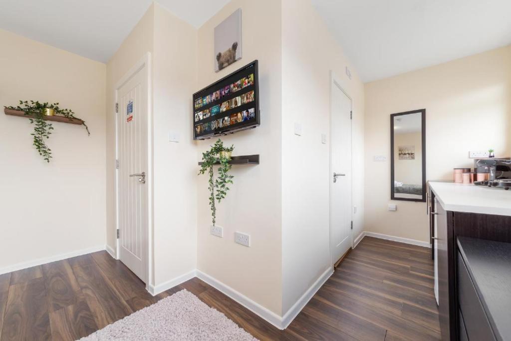 Twickenham Homes Айлворт Экстерьер фото